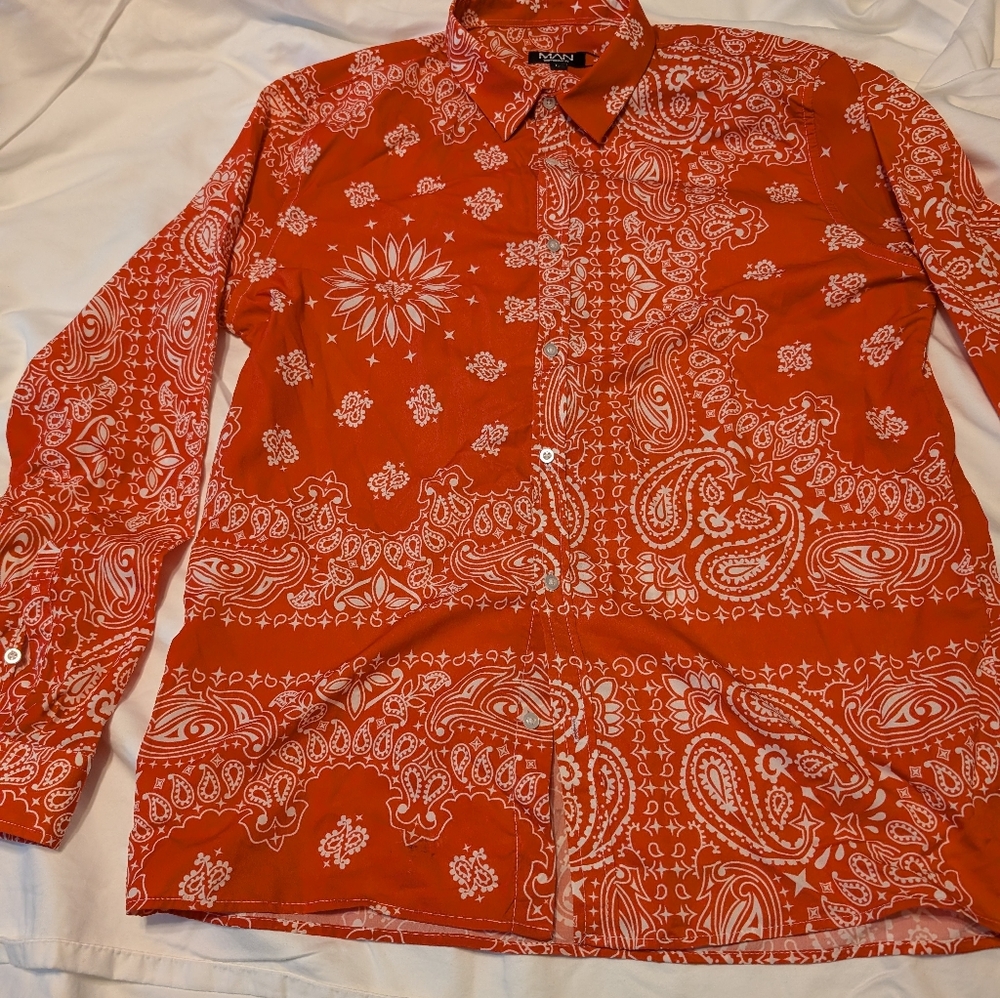 Red Paisley Bandana  Button-Up Long Sleeve Shirt